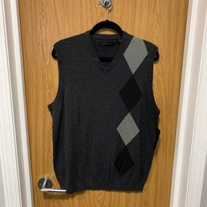 Men's A[X]IST (Axist) V-Neck Sweater Vest - L -NEW